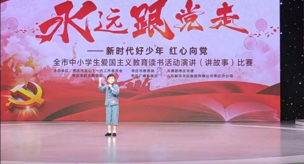 坎爷老婆最新出街彻底火了!全身都是毛毛太夸张,把脸都遮住了
